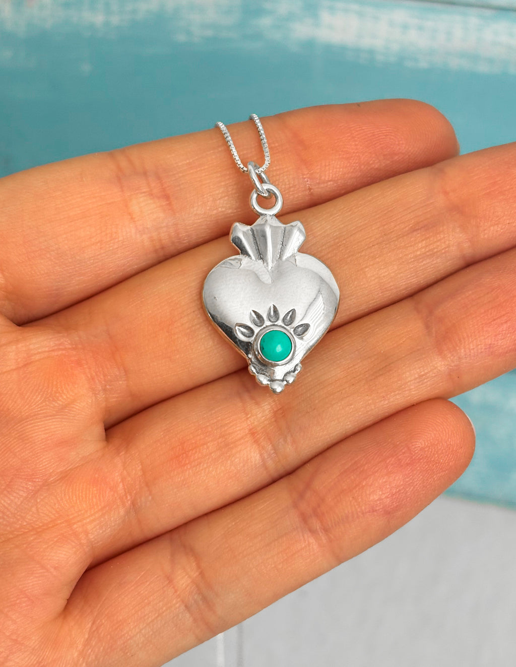 Amuleto corazón turquesa