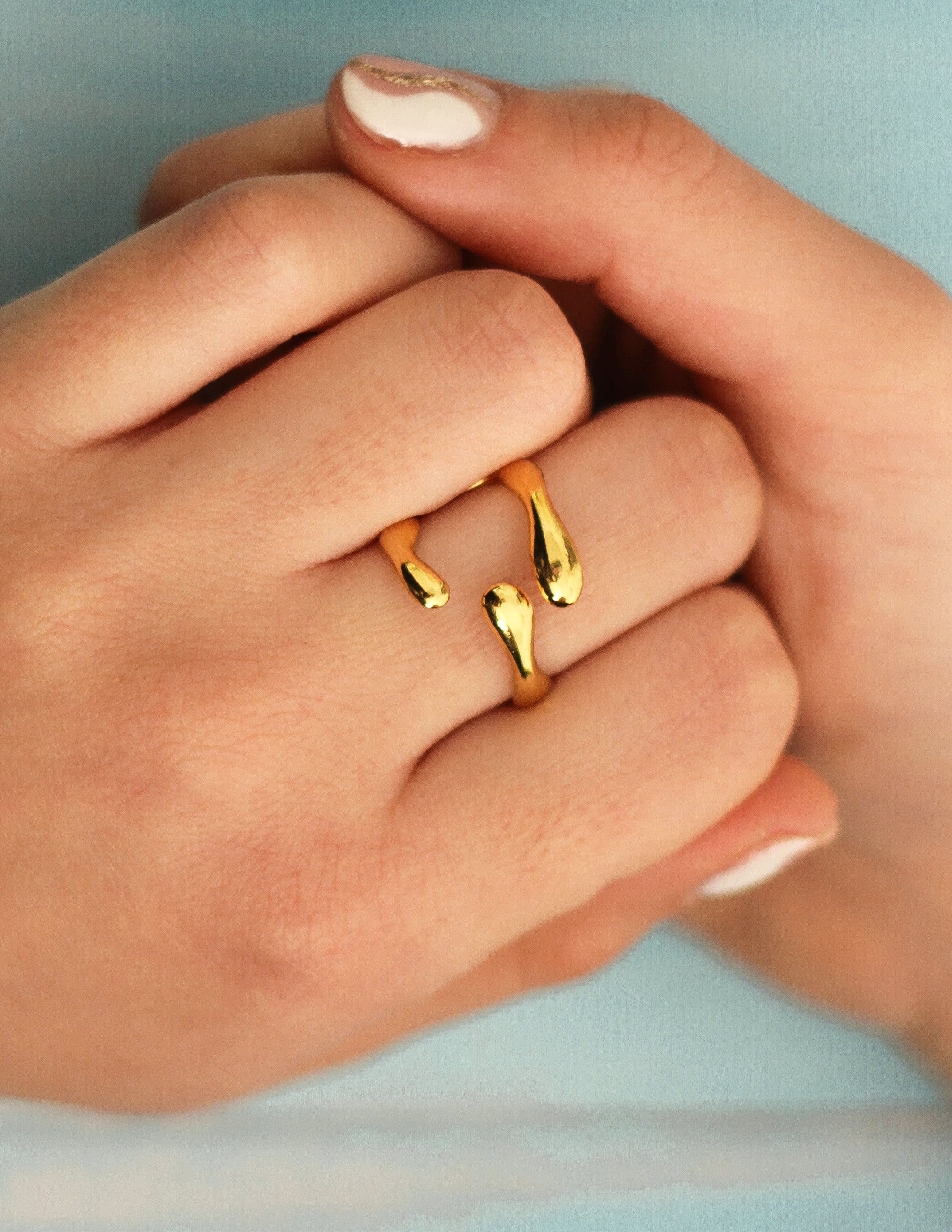 Anillo Abrazo Enchape Oro 18 K