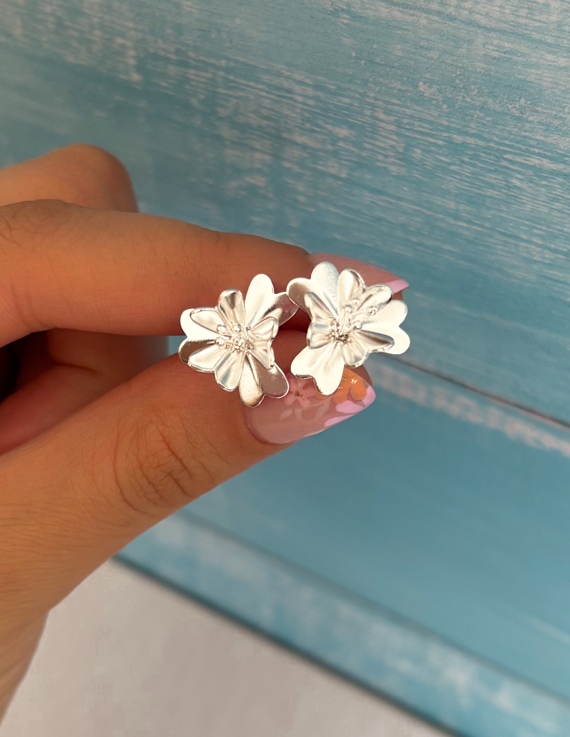 Aros Flor sobresaliente