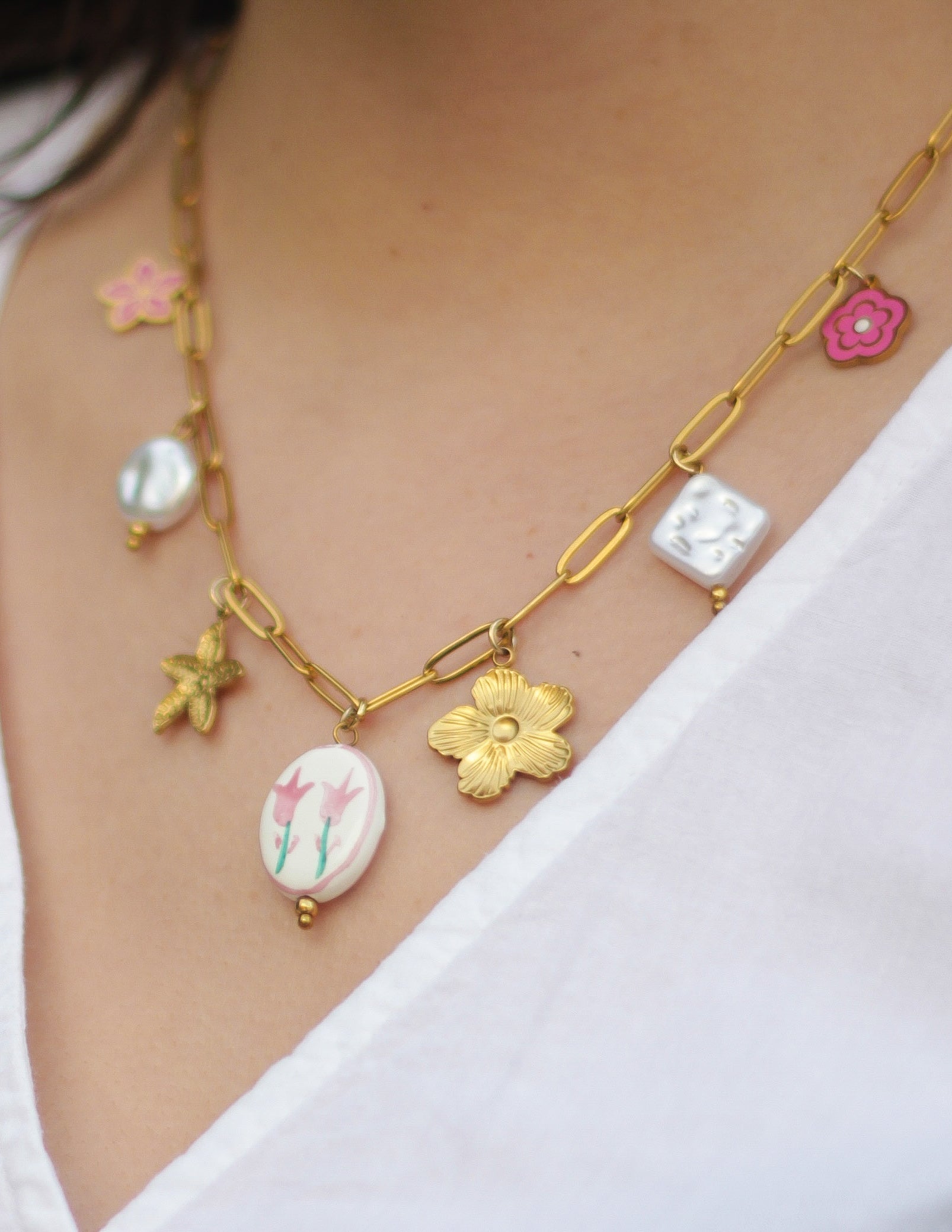 Collar Charms Flores