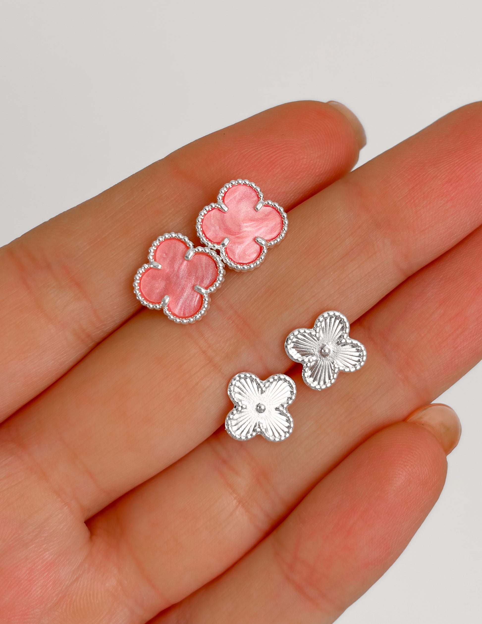 Aros trébol rosa