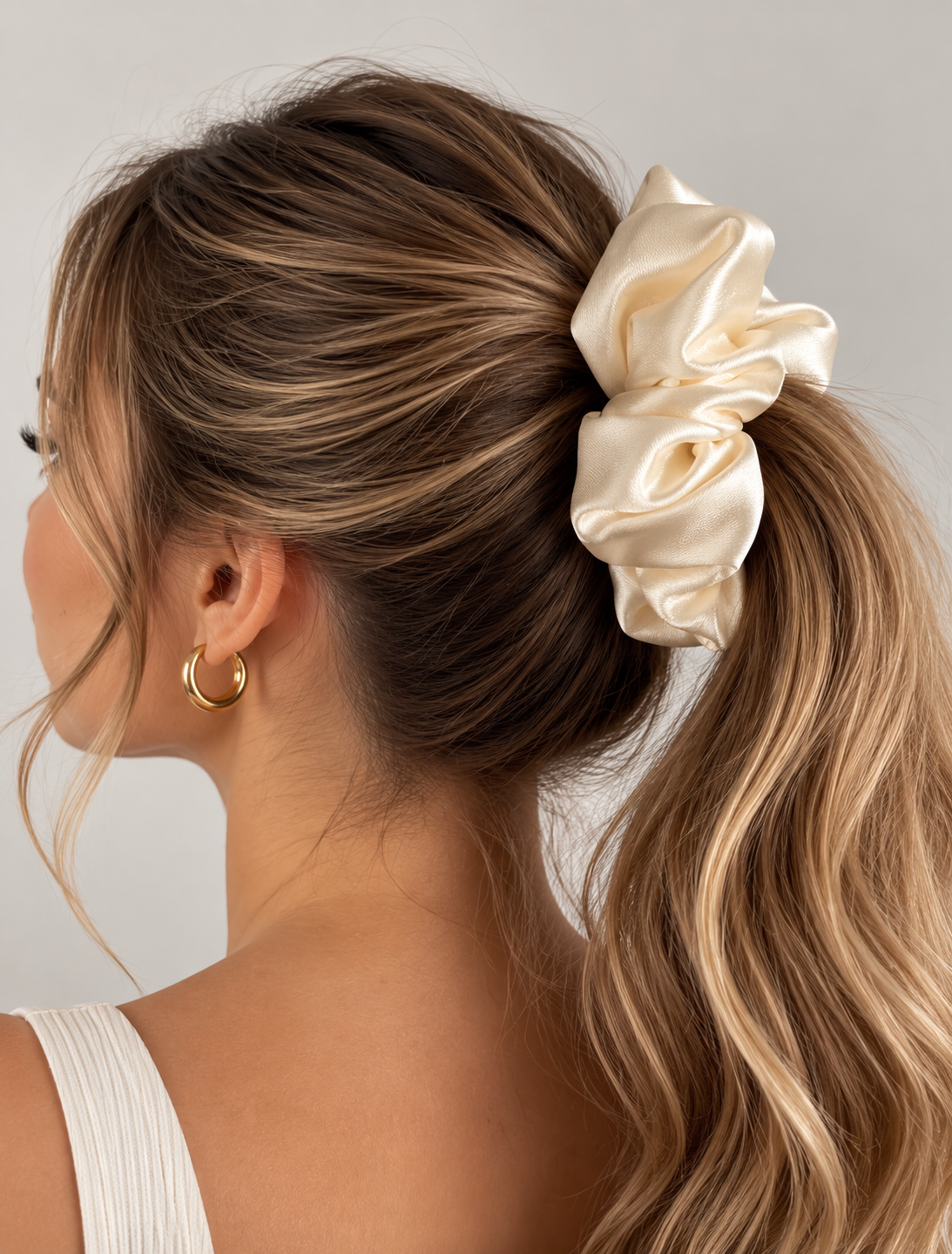 Colet crema satinado